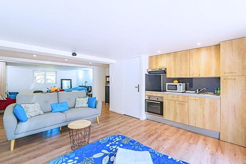 Villa - 220 m² - 10 pièces