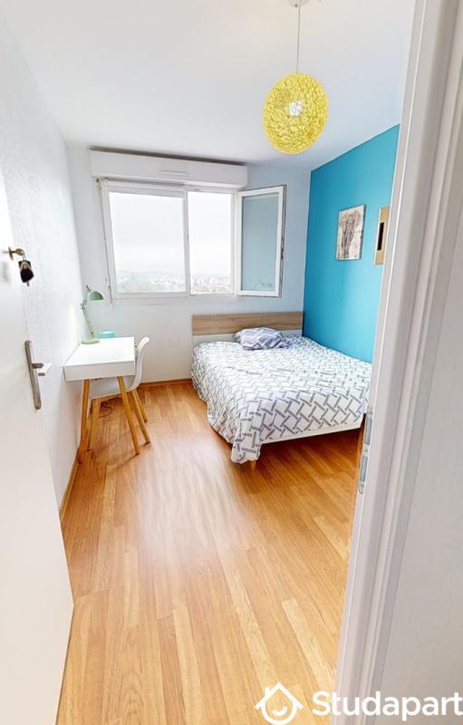 Chambre - 12 m² - 1 pièce