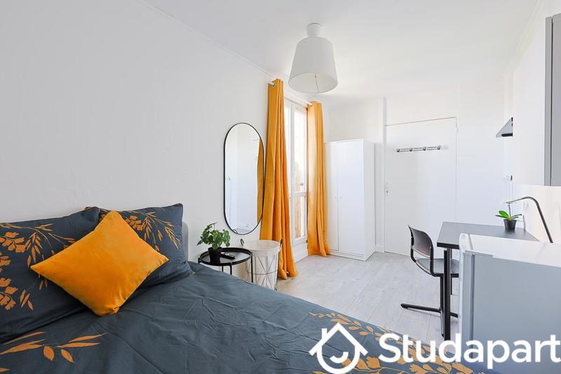 Chambre - 10 m² - 1 pièce