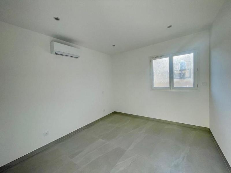 Villa - 101 m² - 4 pièces