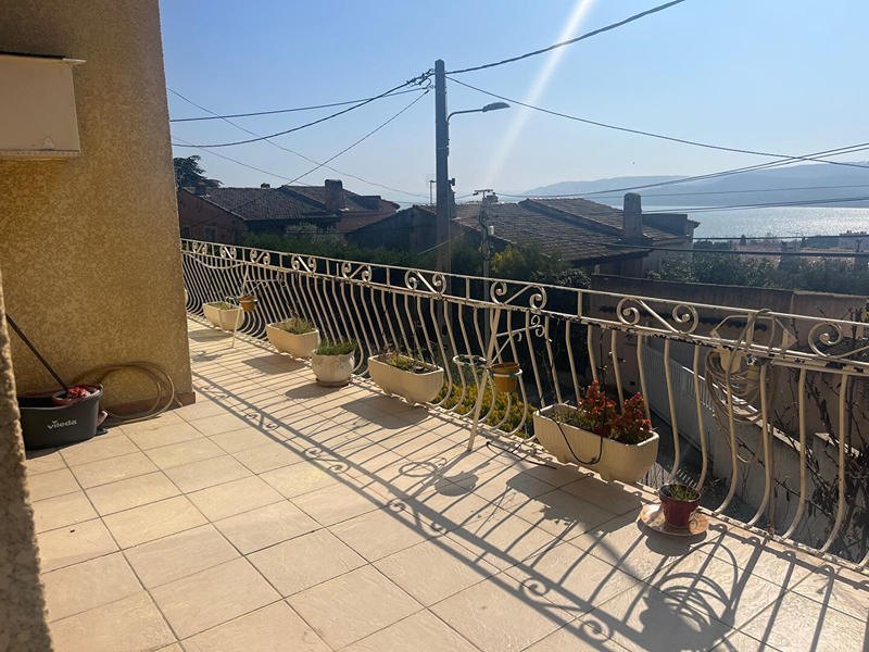 Maison - 195 m² - 7 pièces