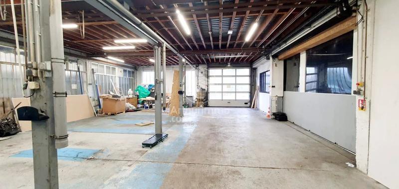 Bureau - 890 m² - 15 pièces