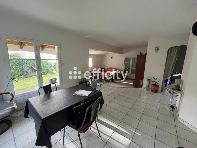 Maison - 94 m² - 5 pièces