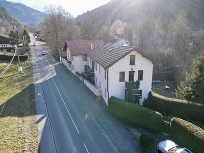 Maison - 328 m² - 13 pièces