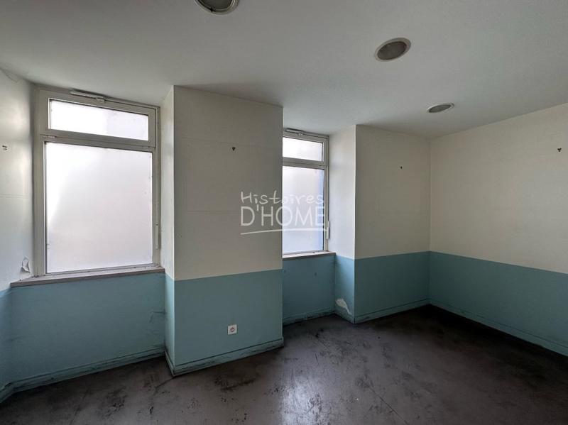 Immeuble - 239 m² - 10 pièces