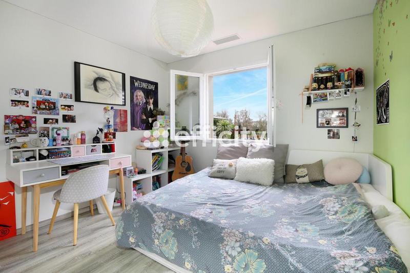 Maison - 94 m² - 4 pièces