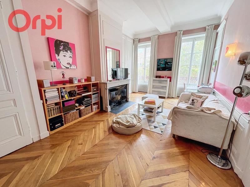 Appartement - 134 m² - 4 pièces