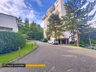 Parking / Garage - 15 m²