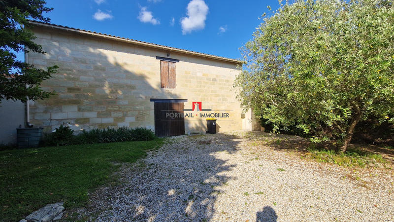 Maison ancienne - 273 m² - 7 pièces