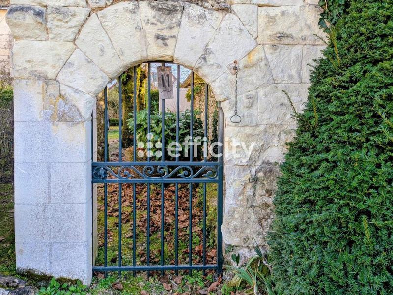 Maison ancienne - 158 m² - 8 pièces