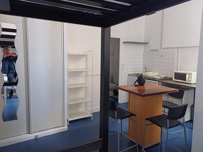 Studio - 21 m² - 1 pièce