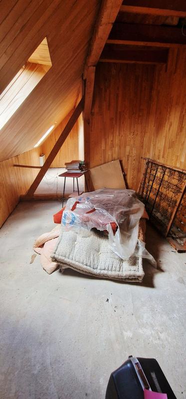 Maison traditionnelle - 230 m² - 8 pièces