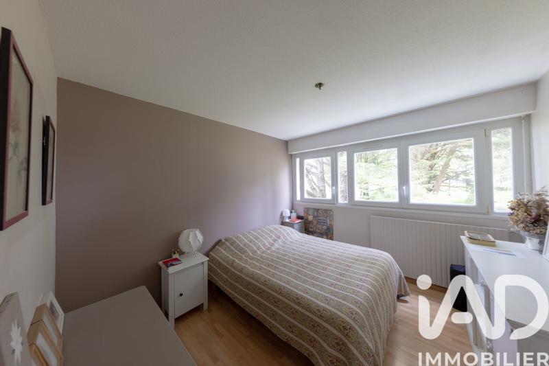 Appartement - 104 m² - 5 pièces