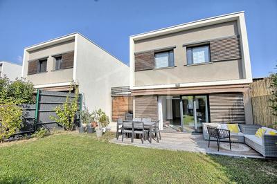 Villa - 94 m² - 4 pièces