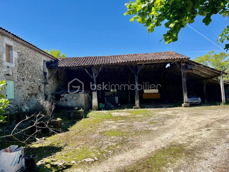 Corps de ferme - 160 m² - 5 pièces