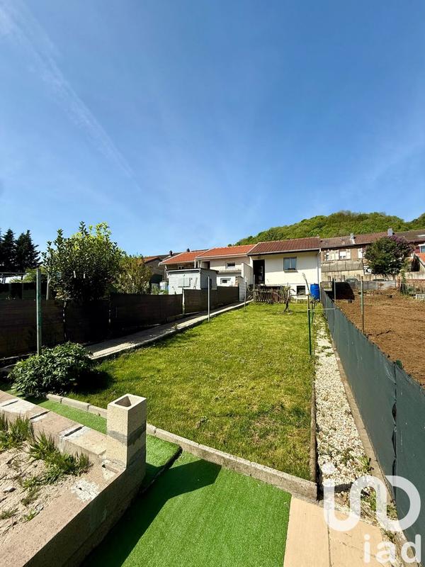 Maison - 92 m² - 5 pièces