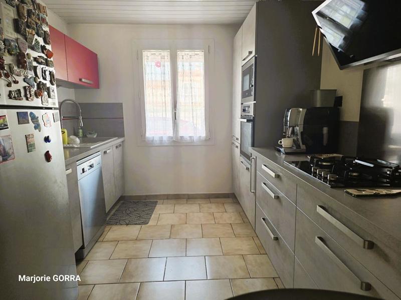 Maison - 98 m² - 4 pièces