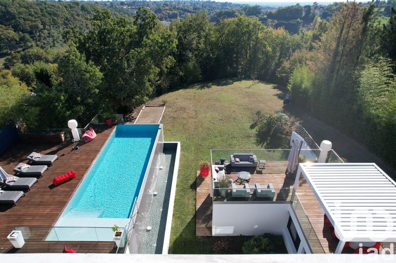 Maison de maîtres - 250 m² - 5 pièces