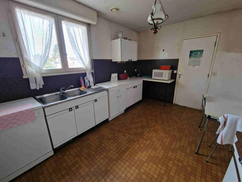 Maison - 96 m² - 5 pièces