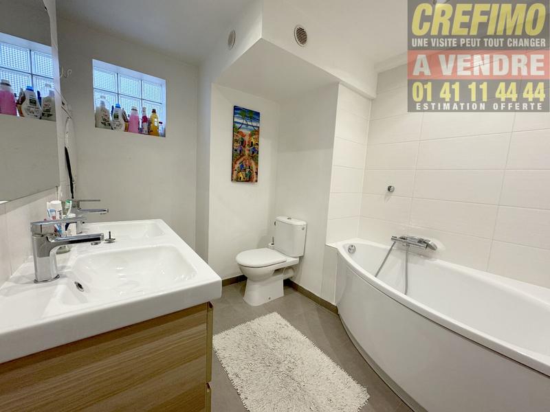 Appartement - 93 m² - 4 pièces