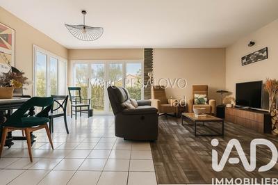 Maison - 137 m² - 5 pièces