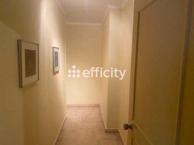 Appartement - 144 m² - 6 pièces