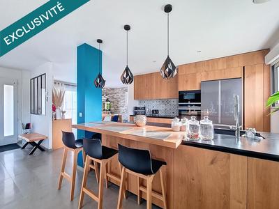 Maison - 158 m² - 6 pièces