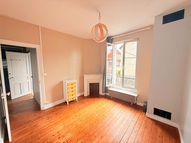 Maison - 97 m² - 4 pièces