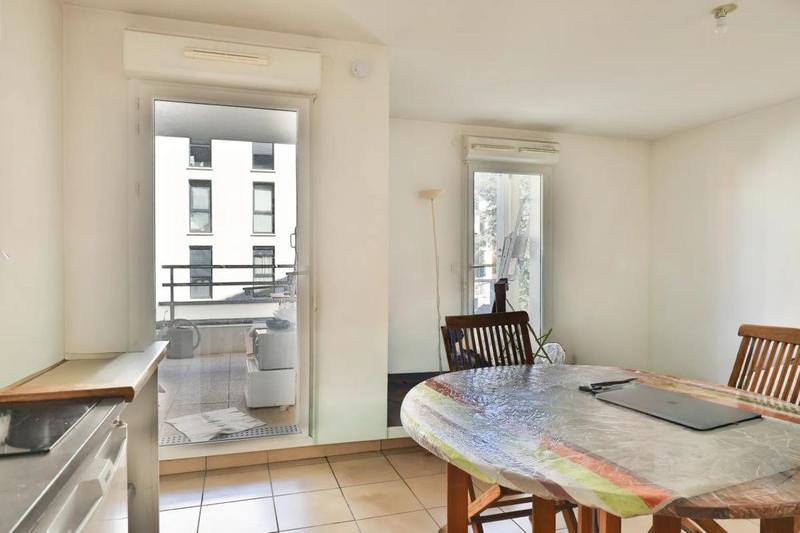 Studio - 30 m² - 1 pièce