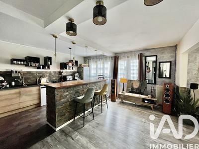 Appartement - 80 m² - 3 pièces