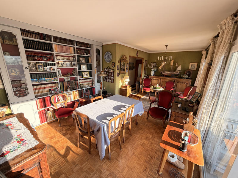 Appartement - 95 m² - 4 pièces