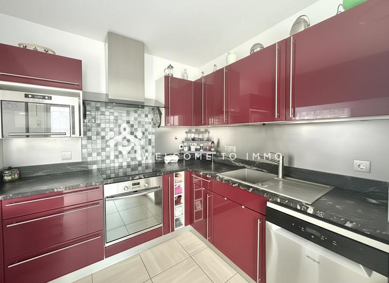 Maison - 102 m² - 4 pièces