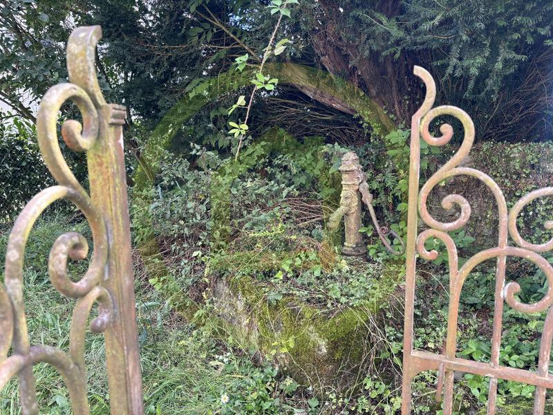 Maison - 216 m² - 8 pièces