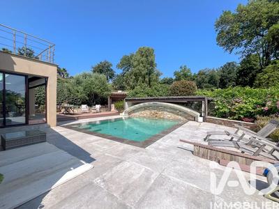 Maison - 165 m² - 7 pièces