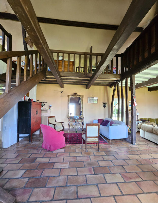 Maison - 183 m² - 6 pièces