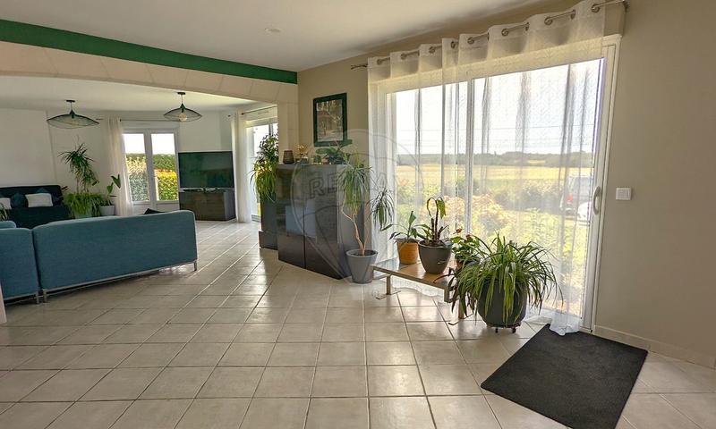 Maison - 145 m² - 6 pièces