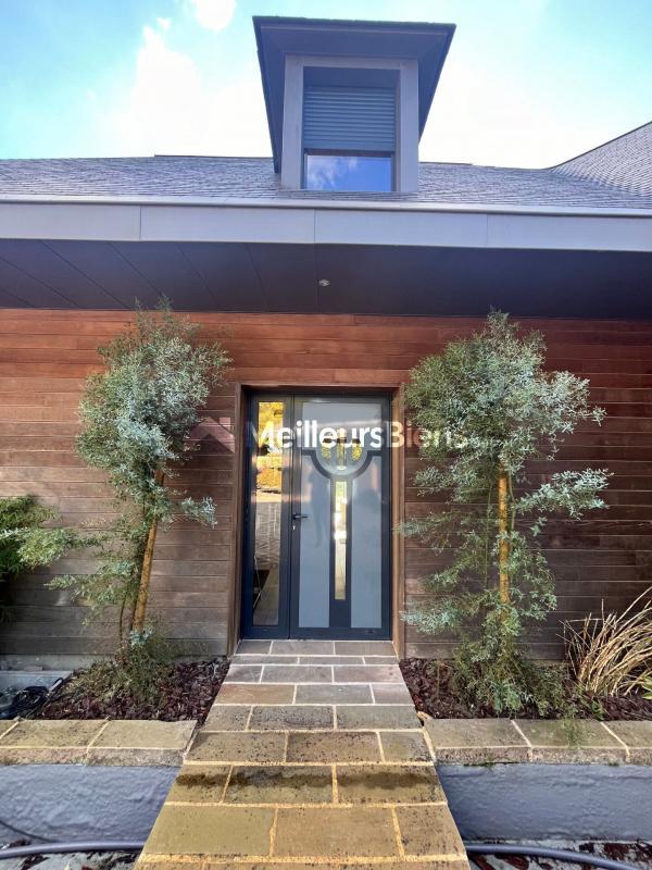 Maison d'architecte - 285 m² - 9 pièces