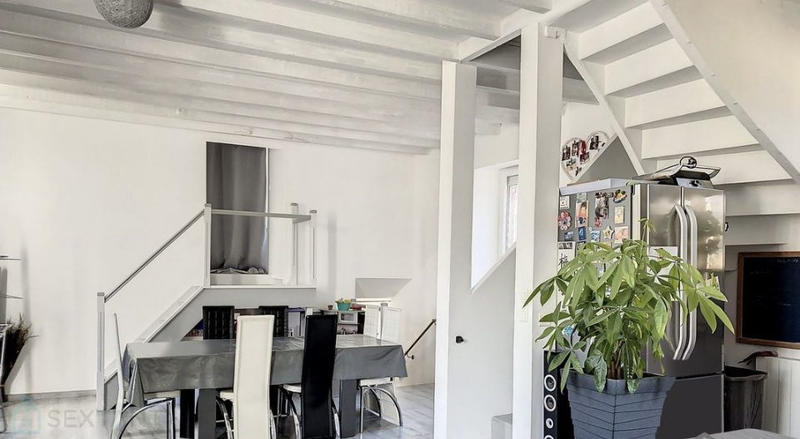 Maison - 197 m² - 9 pièces