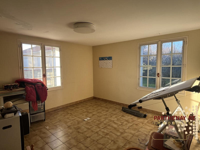 Maison - 151 m² - 7 pièces