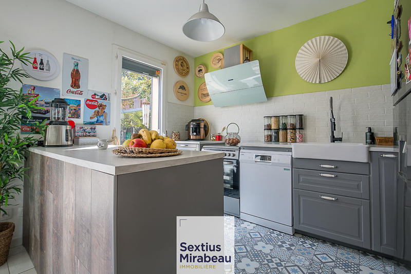 Maison - 95 m² - 5 pièces