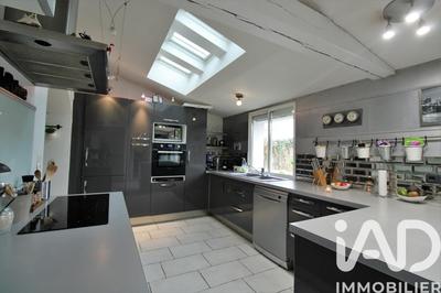 Maison - 180 m² - 6 pièces