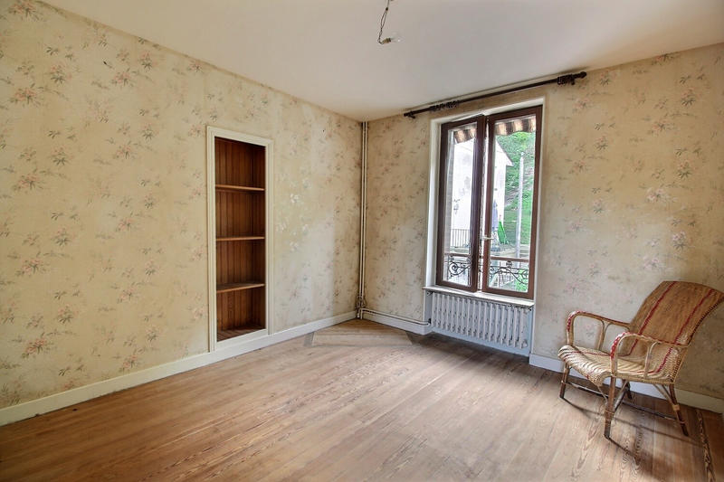 Maison de village - 99 m² - 6 pièces