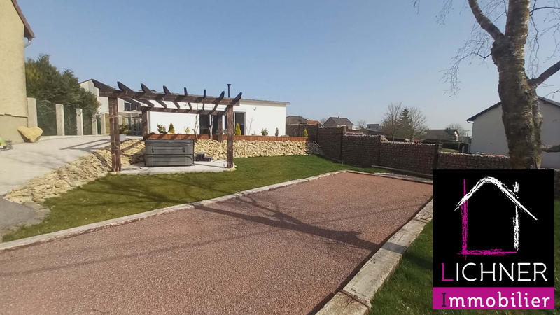 Maison - 128 m² - 5 pièces