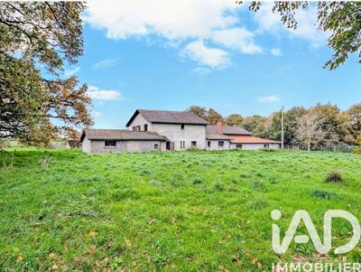Maison de campagne - 258 m² - 7 pièces