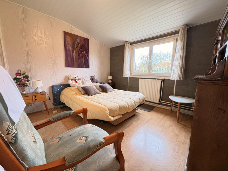 Maison - 92 m² - 5 pièces