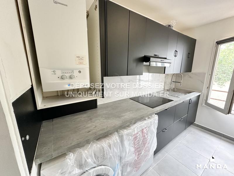 Chambre - 12 m² - 5 pièces