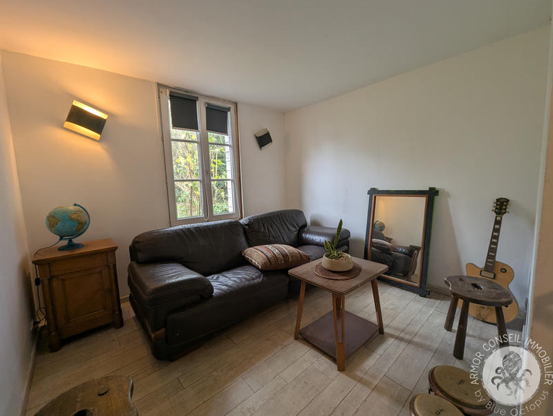 Maison - 169 m² - 8 pièces