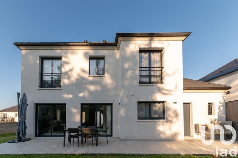 Maison - 135 m² - 6 pièces