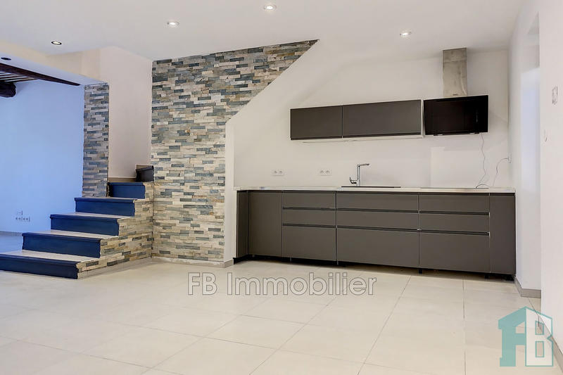 Maison de village - 106 m² - 4 pièces