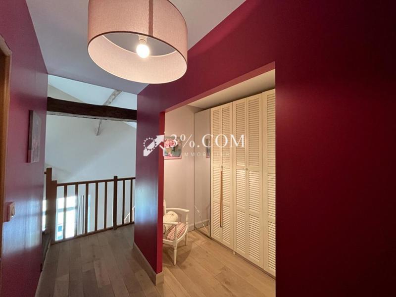 Maison - 258 m² - 10 pièces